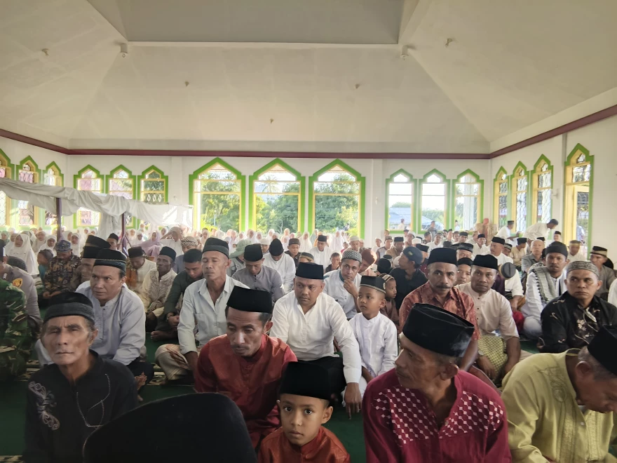 Khidmat dan Penuh Makna, Shalat Idul Adha 1446 H di Mesjid Al Muhajir Tanah Rata Dipadati Jamaah