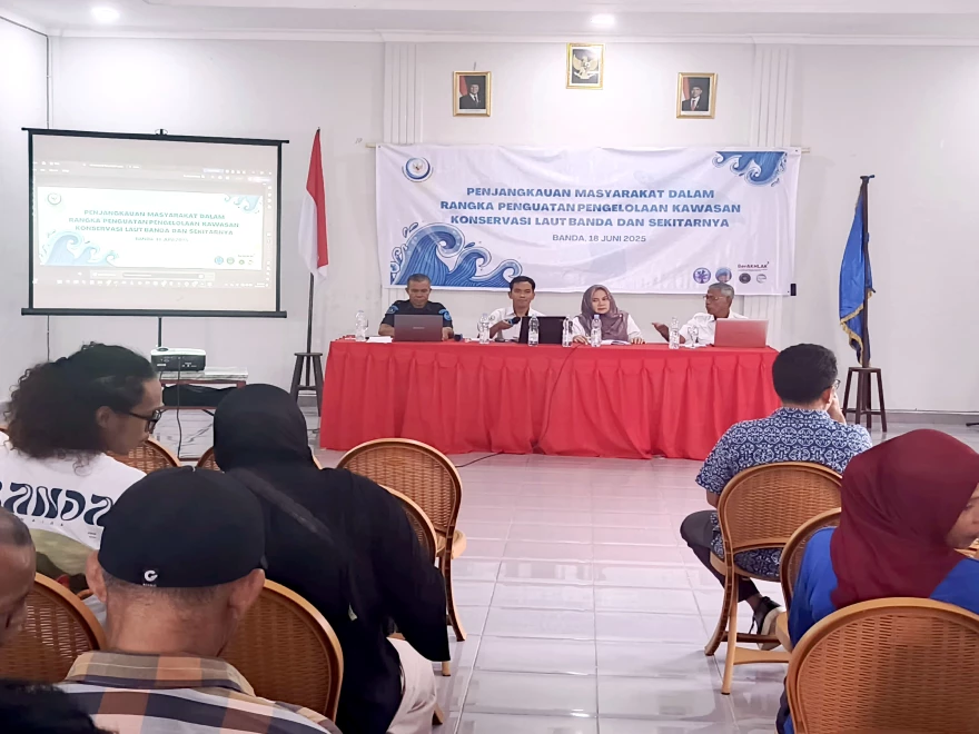 Ancaman Laut Banda: Sampah dan Overfishing Jadi Sorotan dalam Lokakarya Konservasi