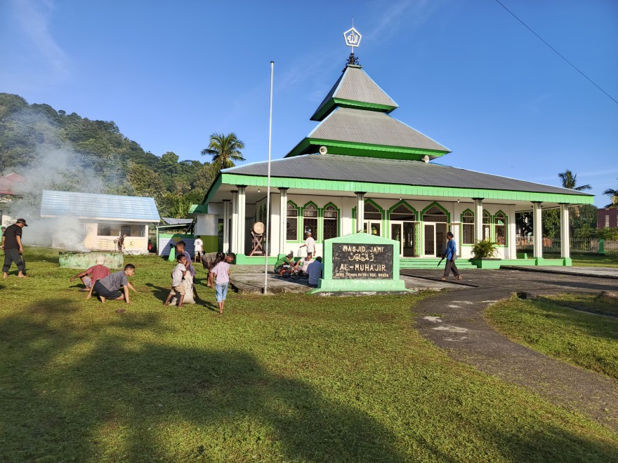 Kerja Bakti Sambut Ramadhan 1446H di Masjid Al Muhajir Tanah Rata